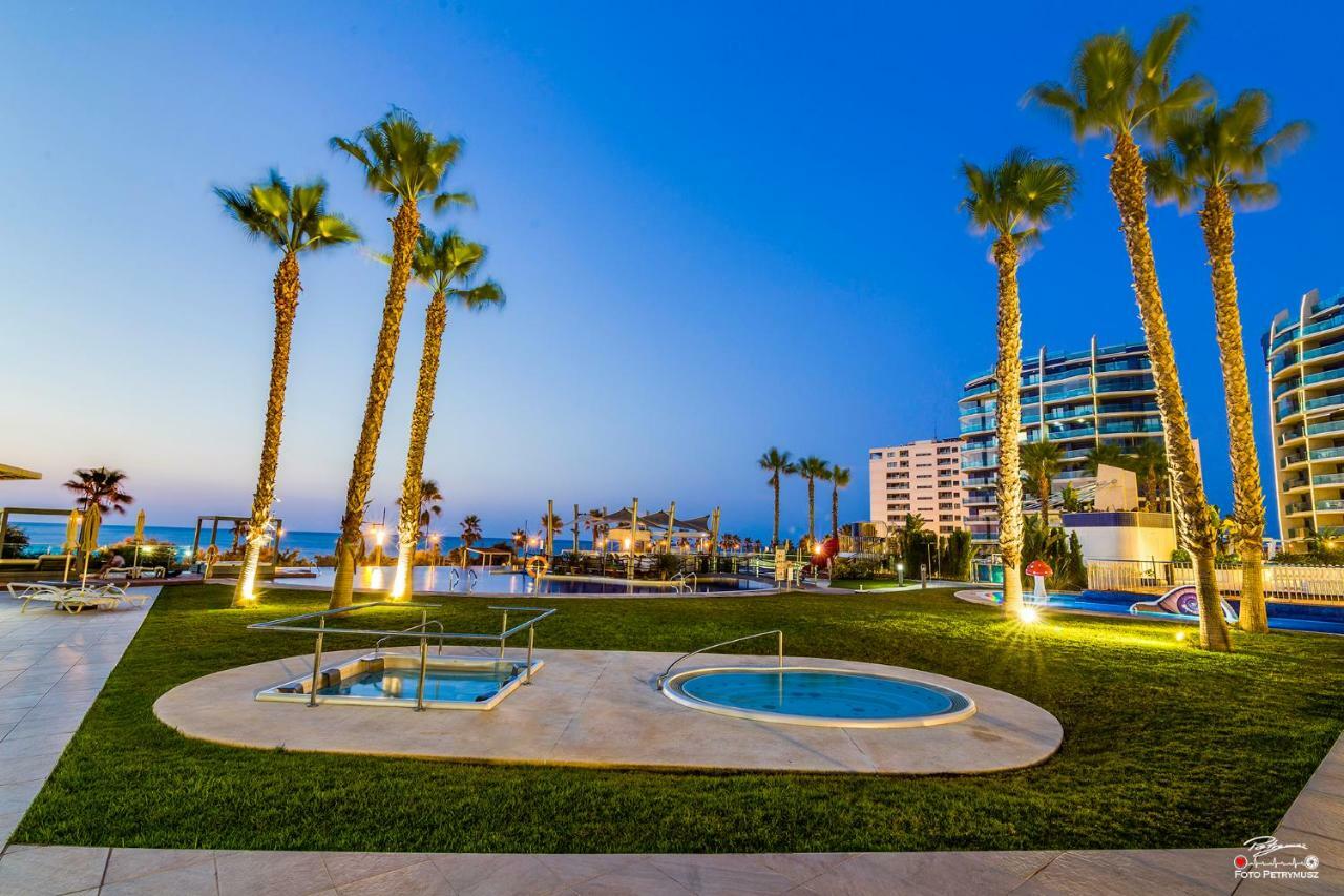 Torrevieja - Punta Prima Sea Senses Lägenhet Exteriör bild