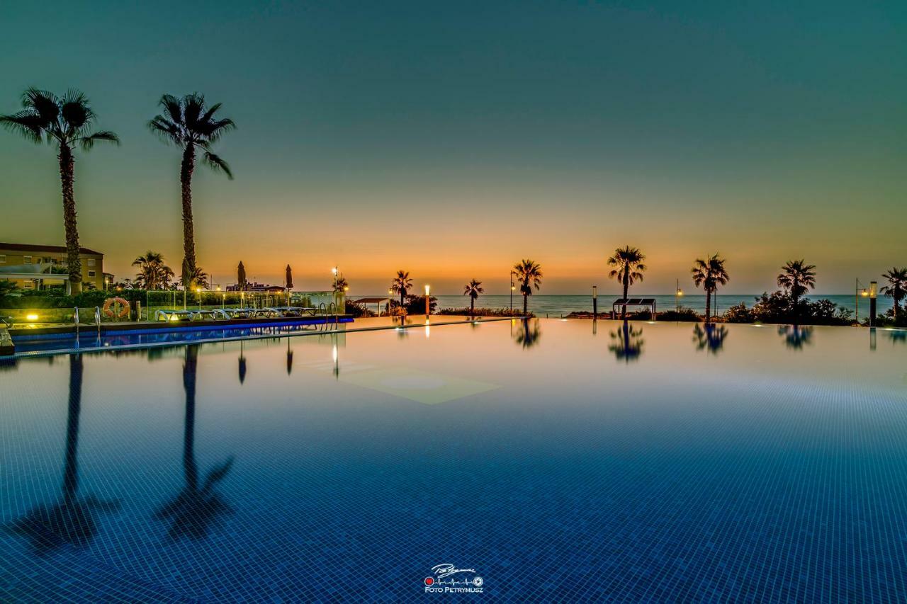 Torrevieja - Punta Prima Sea Senses Lägenhet Exteriör bild